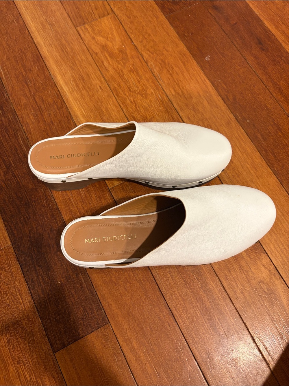 White Leather Clogs - Mari Giudicelli